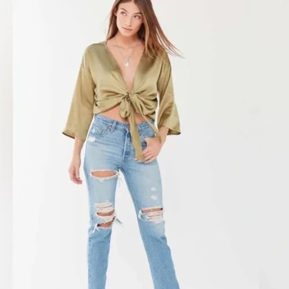 Urban Outfitters Nicole green satin tie front top Size Small New with tag